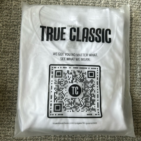 True Classic White Crew-Neck Short Sleeved Shirt - Size L - Picture 2 of 4